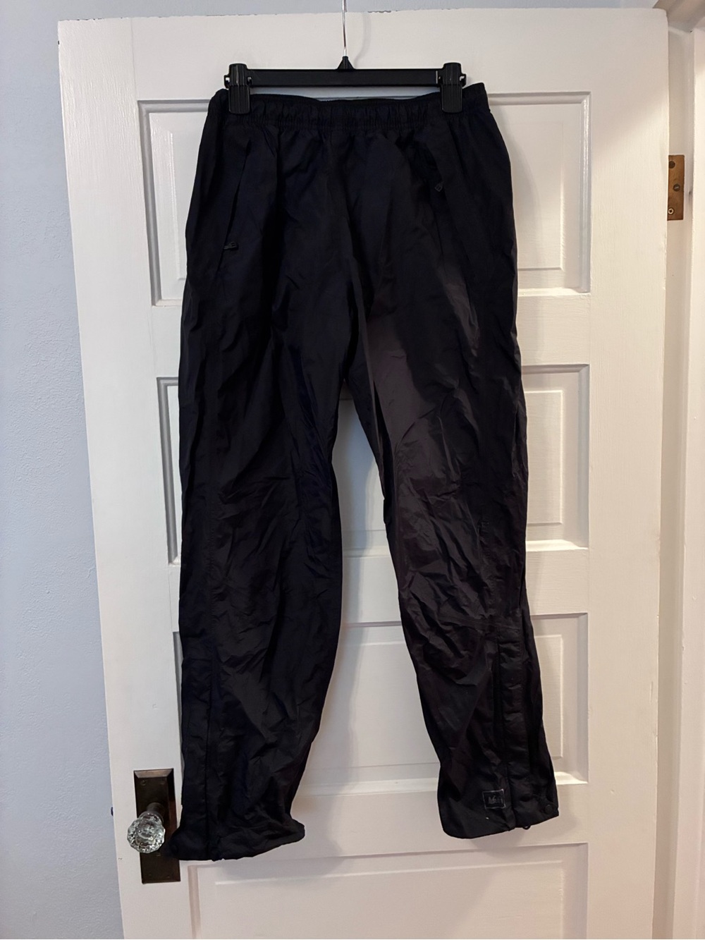 REI Black Women’s Elastic Waist Rainpants Waterproof Size Medium